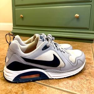 Nike Men’s Air Max Lunarlon shoes